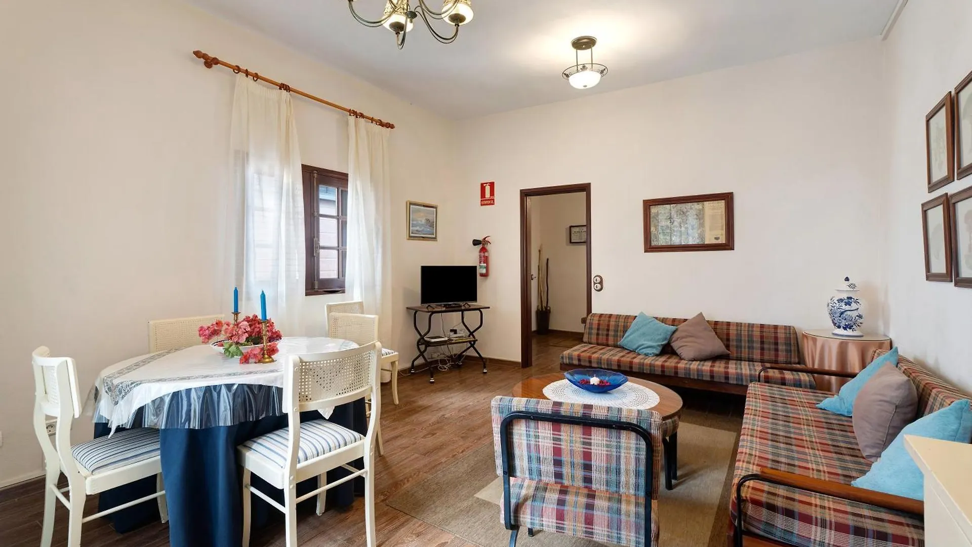Casa De Telegrafos Villa Vallehermoso