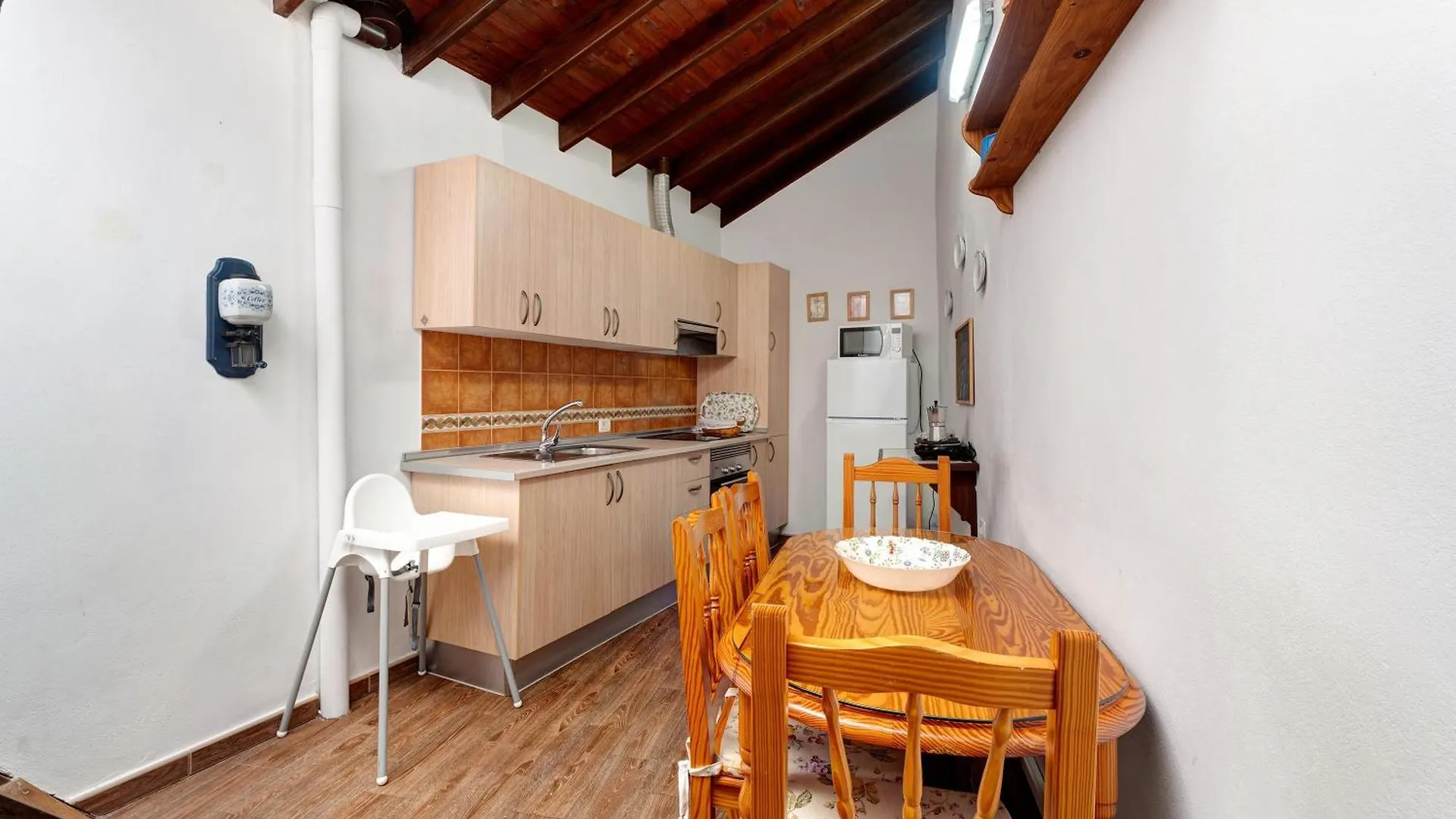 Casa De Telegrafos Villa Vallehermoso