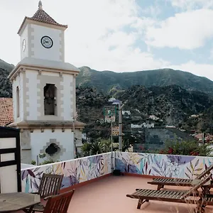 Country house Telegraph House, Vallehermoso